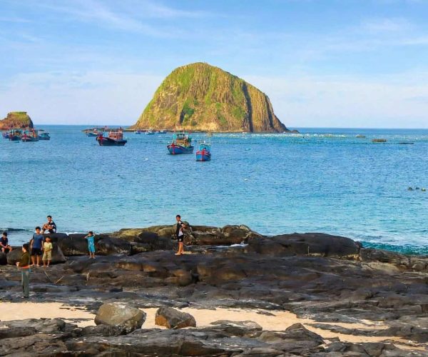 UNESCO Gong Heritage & Traditional Ede Cuisine Dak Lak Coastal Life