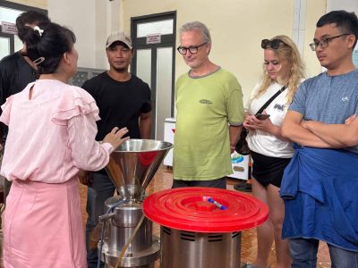 Dak Lak Cacao Tour: tasting fresh cacao and exploring cacao plantations in Đắk Lắk