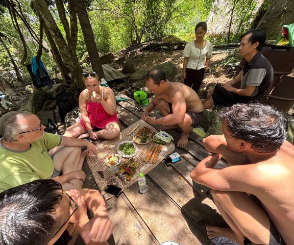 UNESCO Gong Heritage & Traditional Ede Cuisine Dak Lak Cacao Tour: tasting fresh cacao and exploring cacao plantations in Đắk Lắk