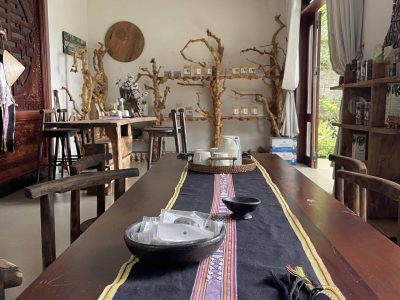 Eco-friendly homestay in Đắk Lắk with garden views, rustic rooms, and local farm experiences at Greentraveller.