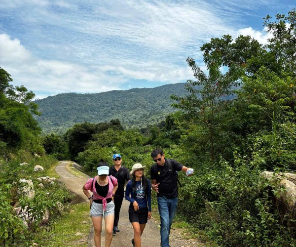 Trekking through Chu Yang Sin National Park and relaxing in natural baths.