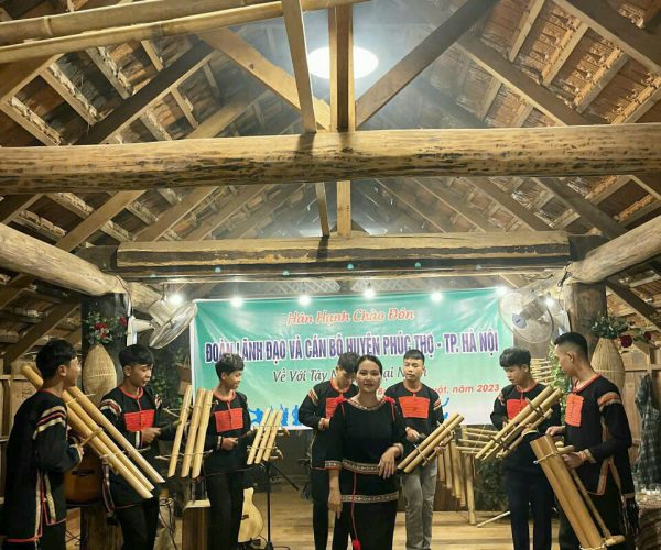 Ede culture experience with local cuisine and Dray Nur Waterfall tour in Dak Lak