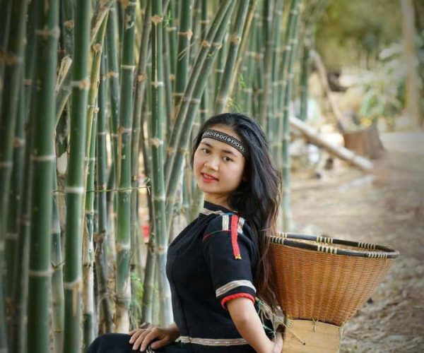 Ede culture experience with local cuisine and Dray Nur Waterfall tour in Dak Lak